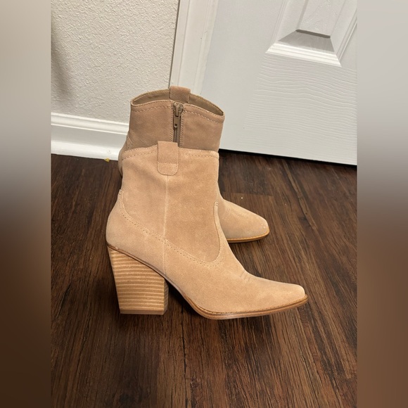 Western Booties - Picture 1 of 6